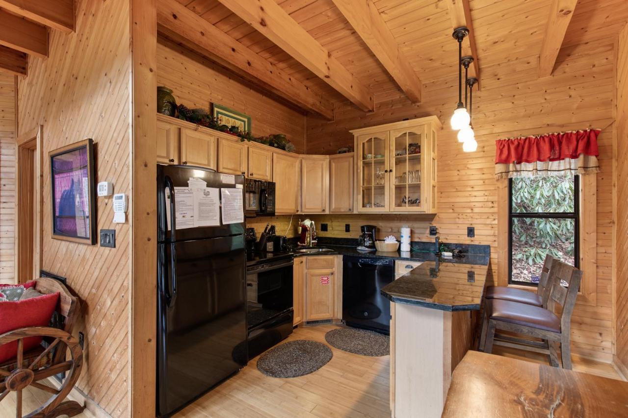 Dreams & Streams Villa Gatlinburg Exterior photo