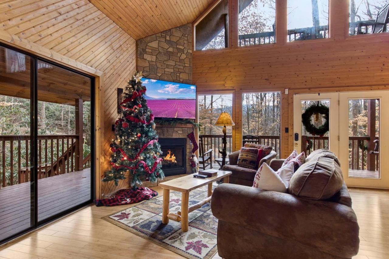 Dreams & Streams Villa Gatlinburg Exterior photo